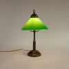 Messing tafellamp met groen opaline kap art deco